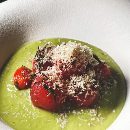 이노바 술타나멧 4*