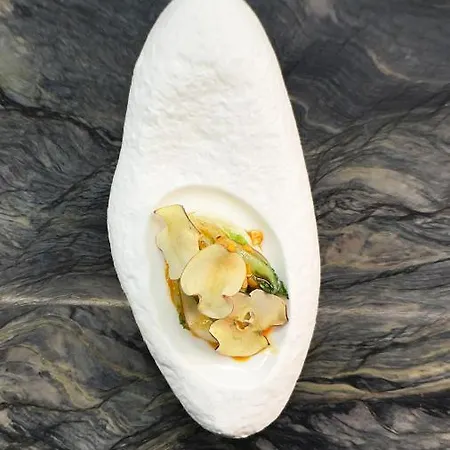 이노바 술타나멧 호텔 4*