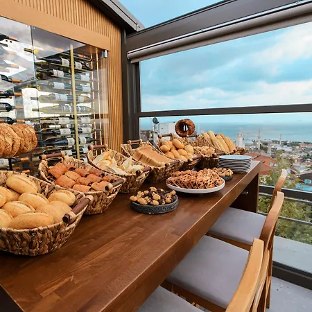 イノヴァ スルタンアフメット ホテル 4*