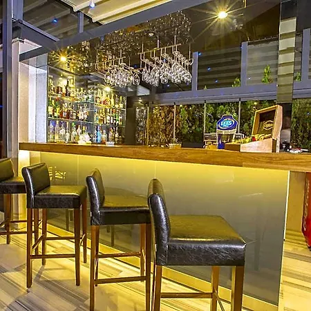 酒店 伊斯坦布尔阿美特苏丹英诺华酒店 4*